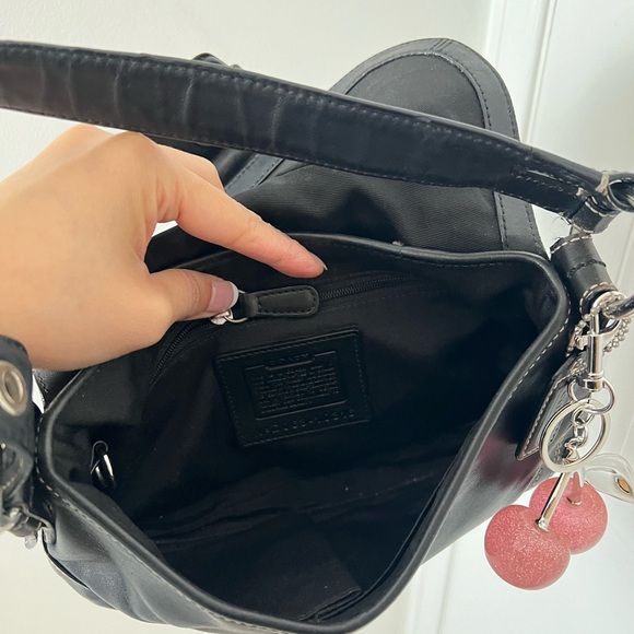 Coach Bag - Picture 5 of 11